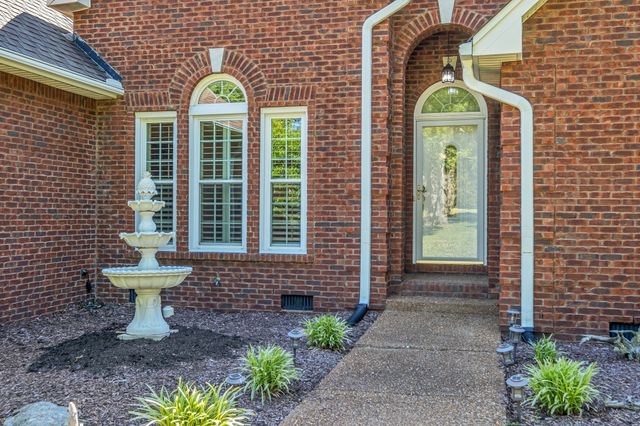 5646 Valley View Rd, Brentwood, TN 37027