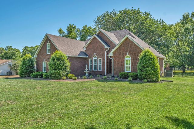 5646 Valley View Rd, Brentwood, TN 37027