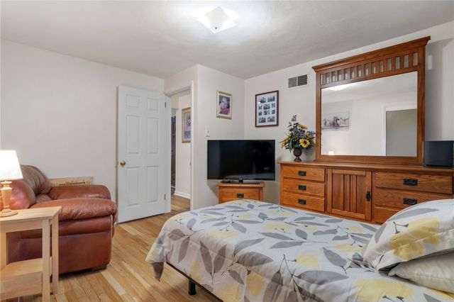 1029 Logan Rd, N Versailles, PA 15137