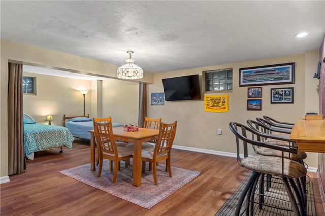 1029 Logan Rd, N Versailles, PA 15137