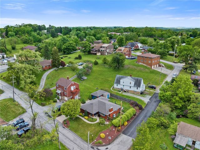 1029 Logan Rd, N Versailles, PA 15137