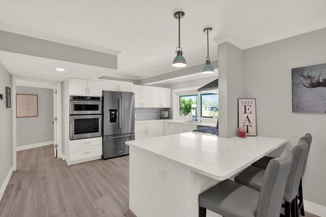 1461 74TH CIRCLE NE, St Petersburg, FL 33702