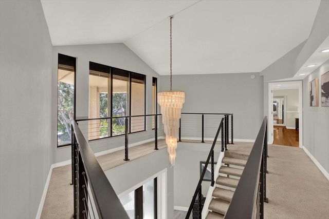 1461 74TH CIRCLE NE, St Petersburg, FL 33702