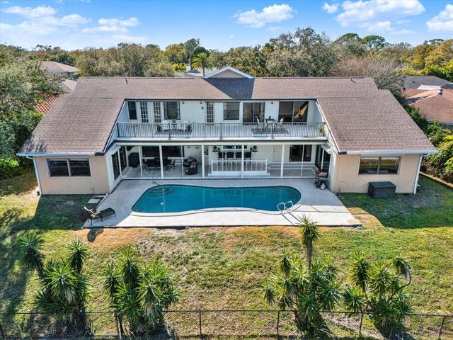 1461 74TH CIRCLE NE, St Petersburg, FL 33702