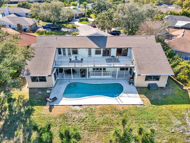 1461 74TH CIRCLE NE, St Petersburg, FL 33702