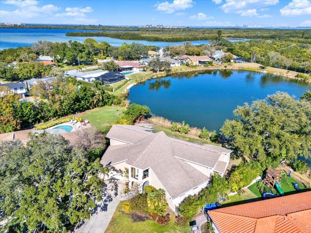 1461 74TH CIRCLE NE, St Petersburg, FL 33702