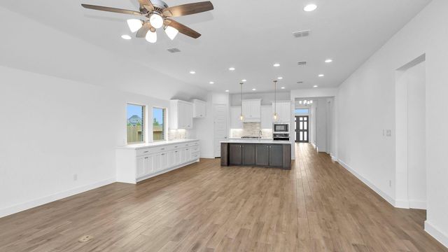 19926 Paint Horse Drive, Tomball, TX 77377