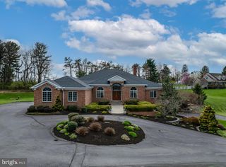 961 N CHURCH ROAD, Sinking Spring, PA 19608