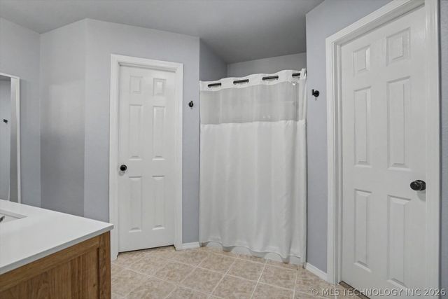 14500 S 279th East Avenue, Coweta, OK 74429