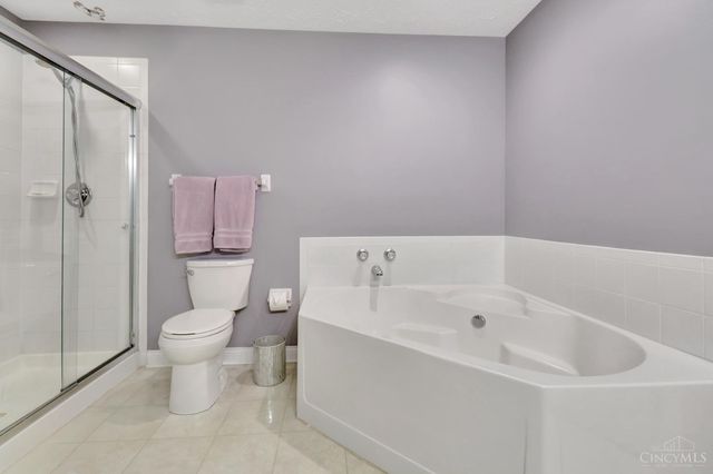 8003 Pinnacle Point Drive, West Chester, OH 45069