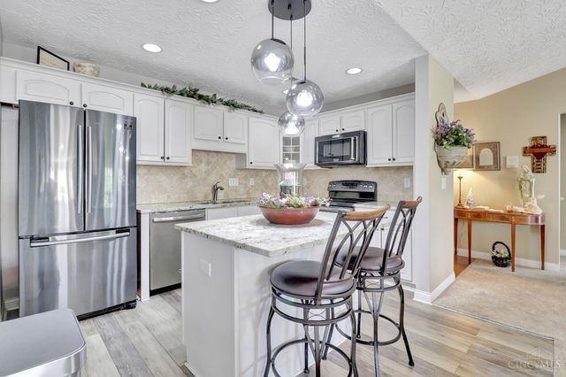 8003 Pinnacle Point Drive, West Chester, OH 45069