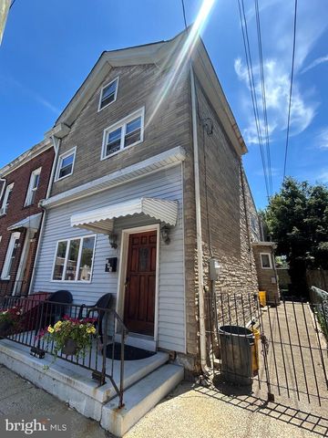145 BAYARD ST, Trenton, NJ 08611