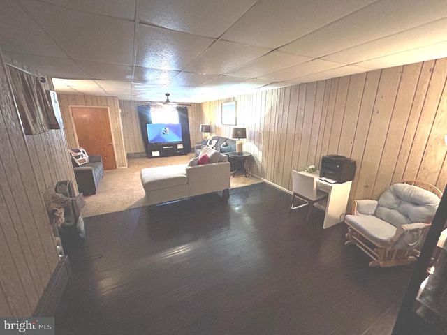 145 BAYARD ST, Trenton, NJ 08611