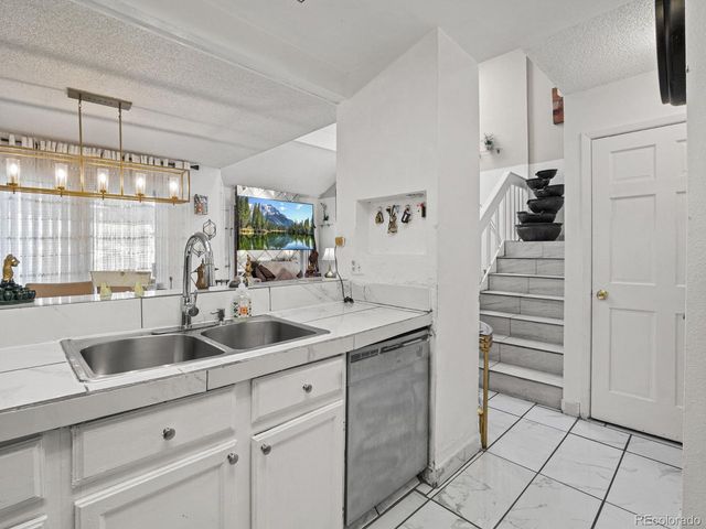 2007 S Hannibal St D, Aurora, CO 80013