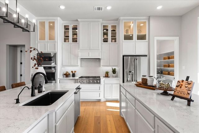 311 Big Sky Circle, Northlake, TX 76226