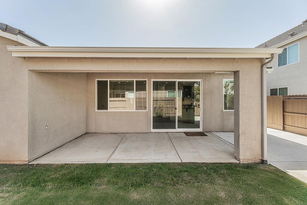 Image 20 of property listing at 4161 Mitchell Avenue, Clovis, CA 93619