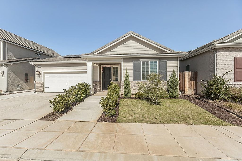 Image 22 of property listing at 4161 Mitchell Avenue, Clovis, CA 93619