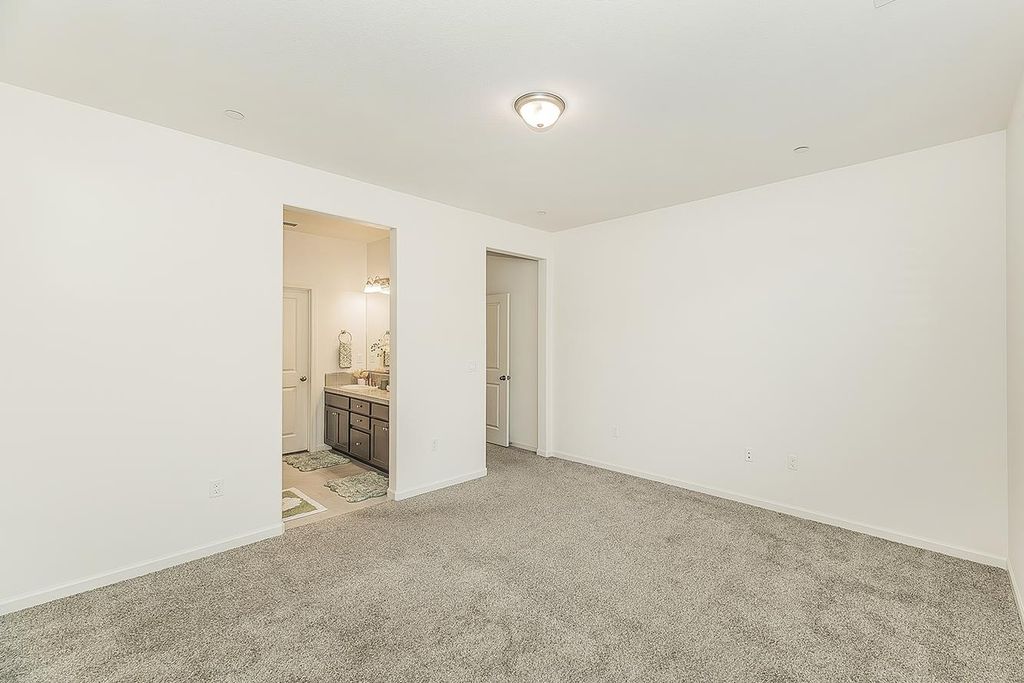 Image 35 of property listing at 4161 Mitchell Avenue, Clovis, CA 93619