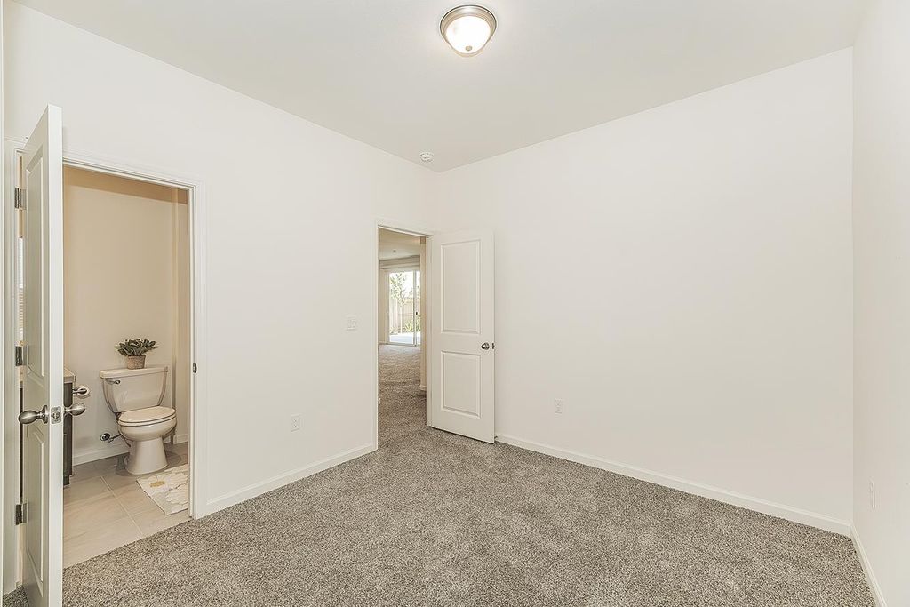 Image 40 of property listing at 4161 Mitchell Avenue, Clovis, CA 93619
