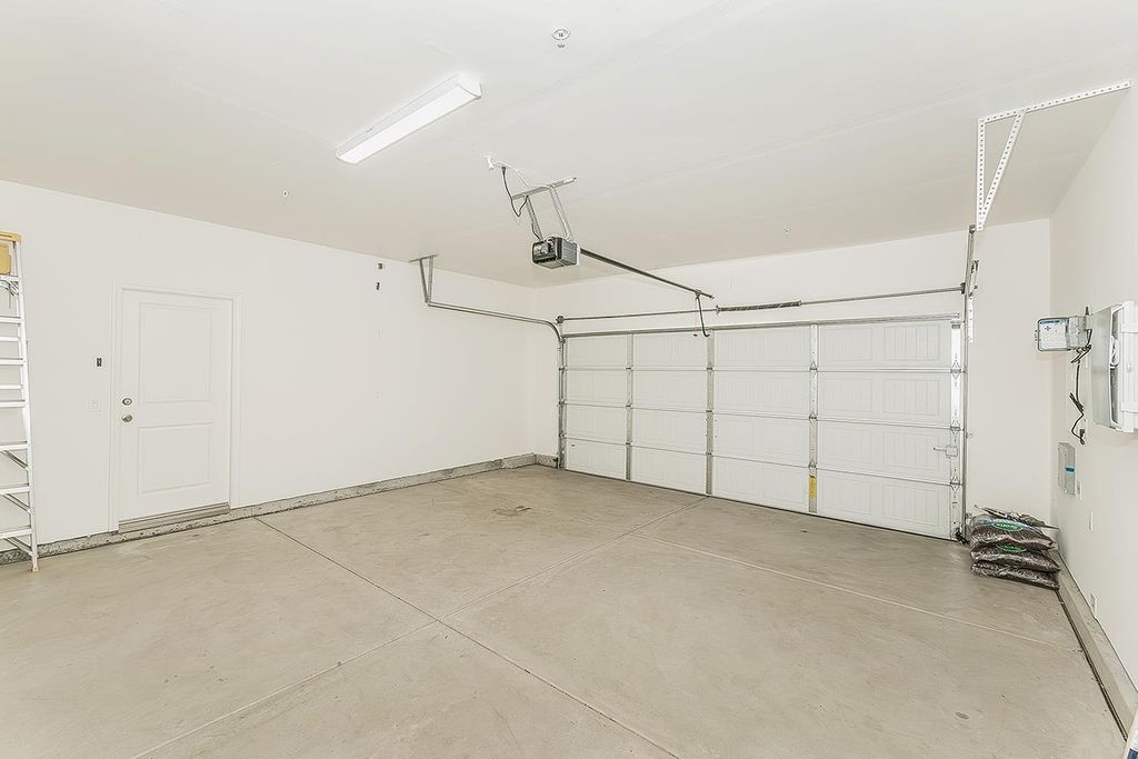 Image 56 of property listing at 4161 Mitchell Avenue, Clovis, CA 93619