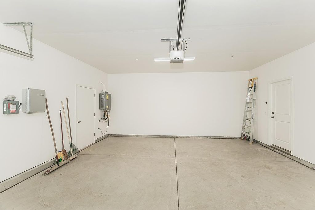 Image 58 of property listing at 4161 Mitchell Avenue, Clovis, CA 93619