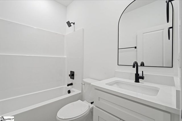 453 Bill Lattimore Road, Chesnee, SC 29323