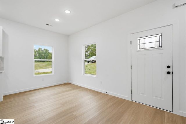 453 Bill Lattimore Road, Chesnee, SC 29323