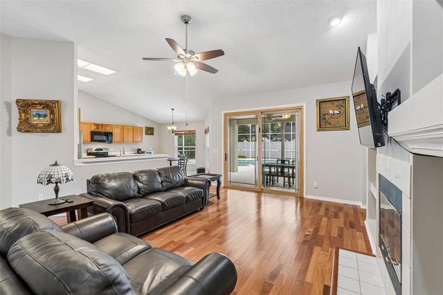 10212 POINTVIEW COURT, Orlando, FL 32836