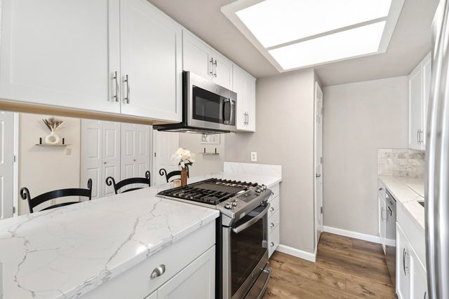 200 Ridgetop Drive, APT 31, Redding, CA 96003