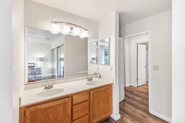 200 Ridgetop Drive, APT 31, Redding, CA 96003