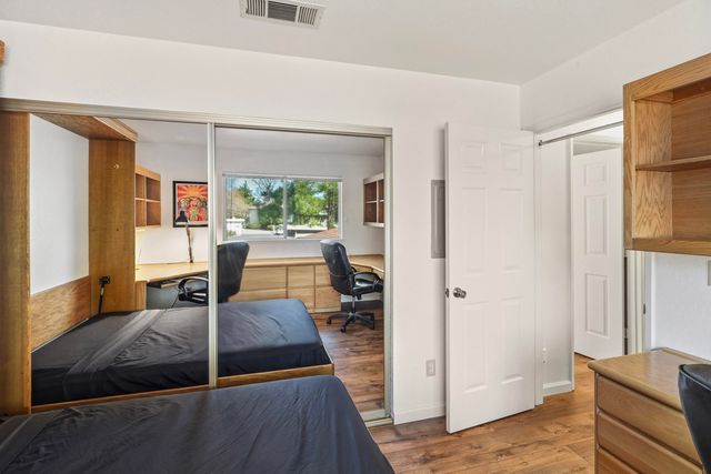 200 Ridgetop Drive, APT 31, Redding, CA 96003