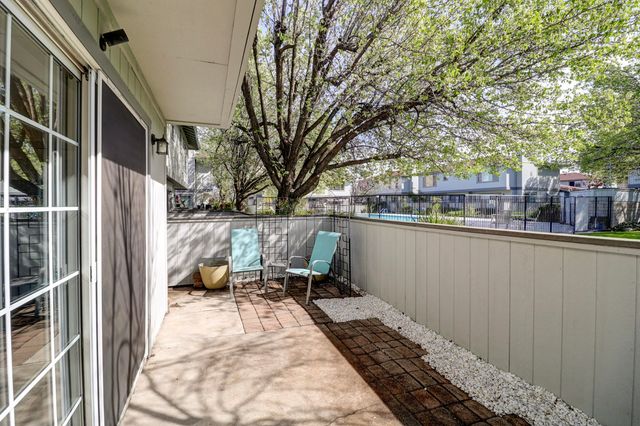 200 Ridgetop Drive, APT 31, Redding, CA 96003