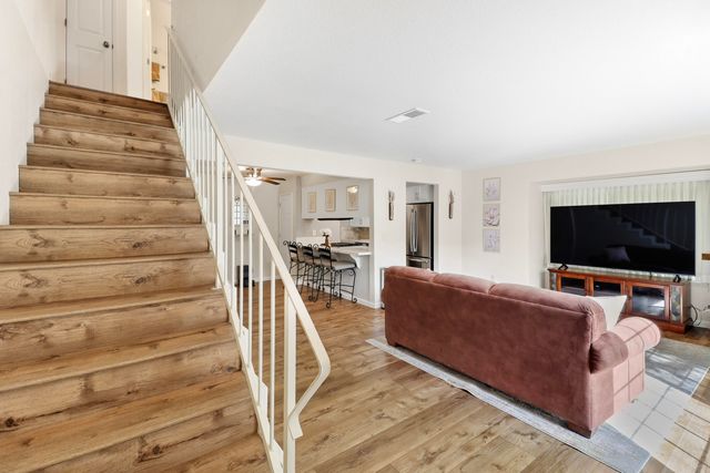 200 Ridgetop Drive, APT 31, Redding, CA 96003