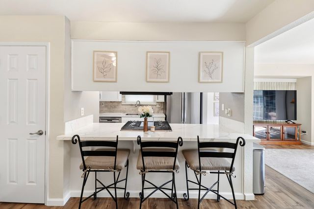 200 Ridgetop Drive, APT 31, Redding, CA 96003