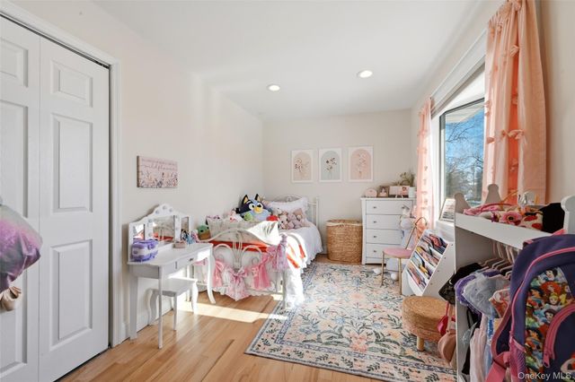 15 Mallard Drive, Center Moriches, NY 11934