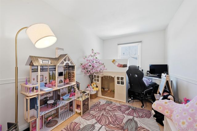 15 Mallard Drive, Center Moriches, NY 11934