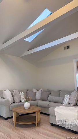 15 Mallard Drive, Center Moriches, NY 11934