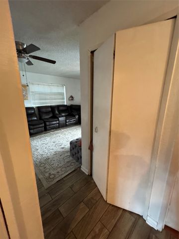 2729 Posey Drive, Irving, TX 75062