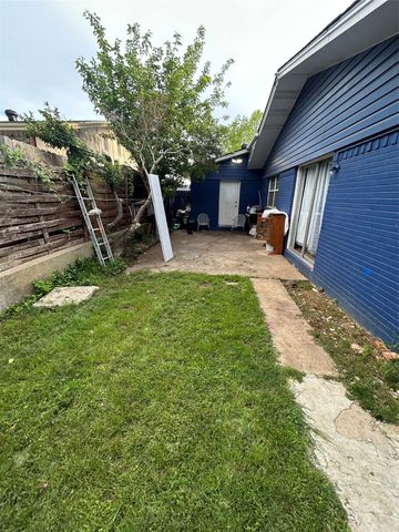 2729 Posey Drive, Irving, TX 75062