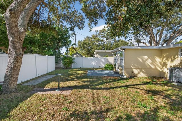 10578 117TH DRIVE, Largo, FL 33773