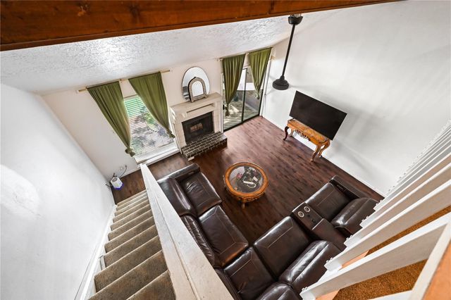 647 Davis Road, League City, TX 77573