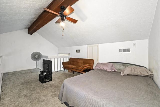 647 Davis Road, League City, TX 77573
