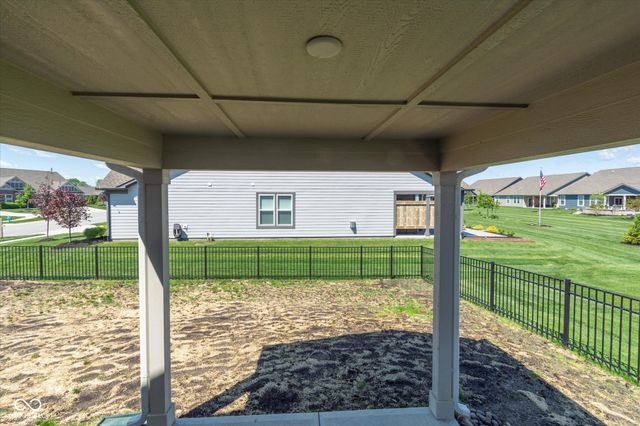 9708 Holborn Avenue, Mccordsville, IN 46055