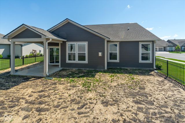9708 Holborn Avenue, Mccordsville, IN 46055