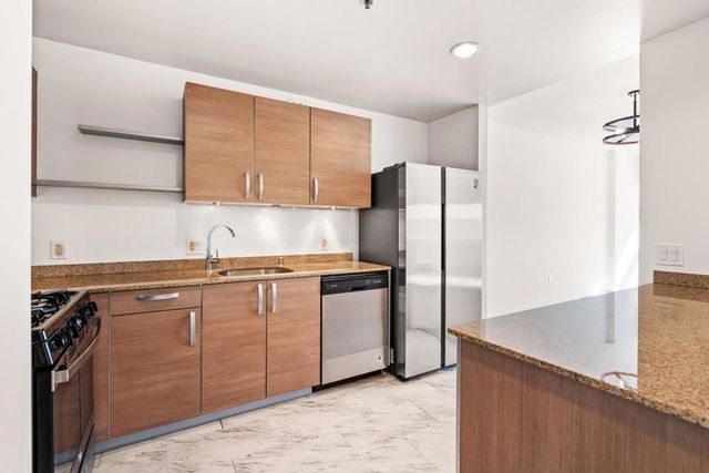 1 Mandalay Place 1007, South San Francisco, CA 94080