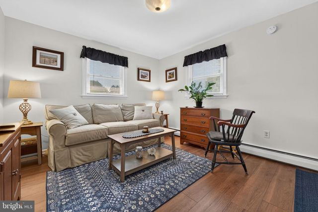 1426 HOLLYWOOD DR, Lancaster, PA 17601