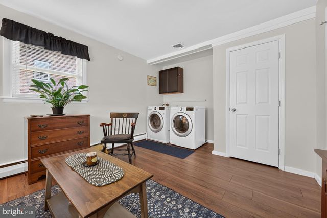 1426 HOLLYWOOD DR, Lancaster, PA 17601