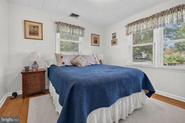 1426 HOLLYWOOD DR, Lancaster, PA 17601