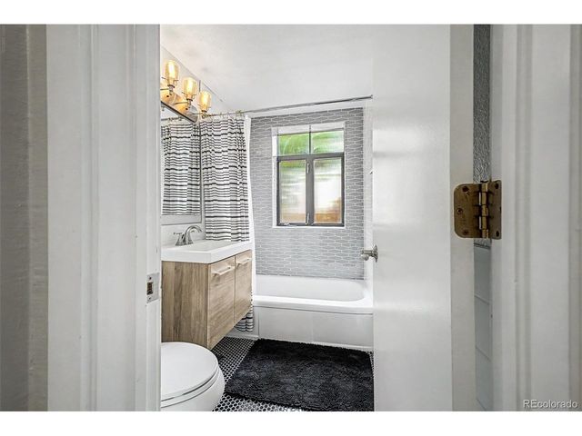 636 N Washington St 103, Denver, CO 80203