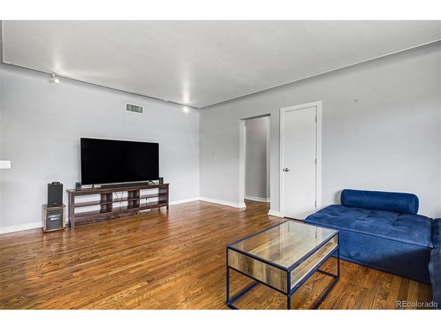 636 N Washington St 103, Denver, CO 80203